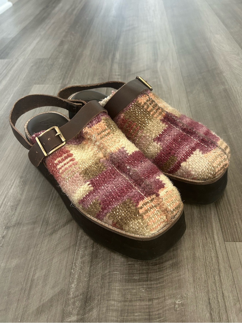 Free People Astrid Platform Mule Slingback Clogs Mulberry Mix Red Mules 9.5